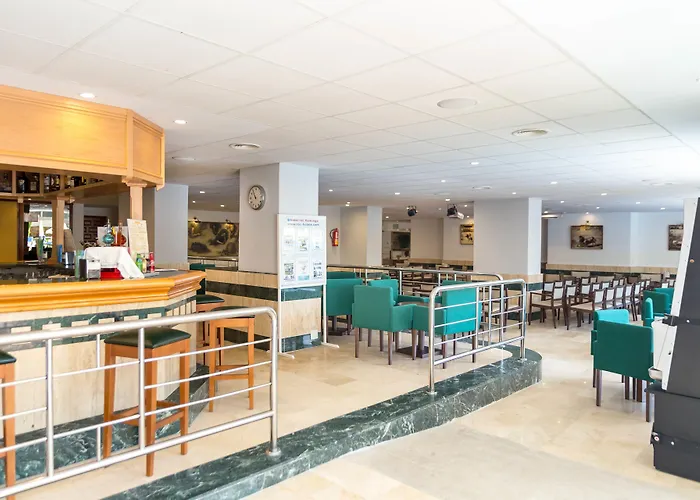 Costa Malaga - Adults Recommended - By Pierre & 4*