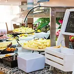 Costa Malaga - Adults Recommended - By Pierre & Ξενοδοχείο 4*
