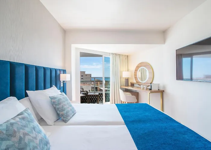 Costa Malaga - Adults Recommended - By Pierre & Hotel 4*