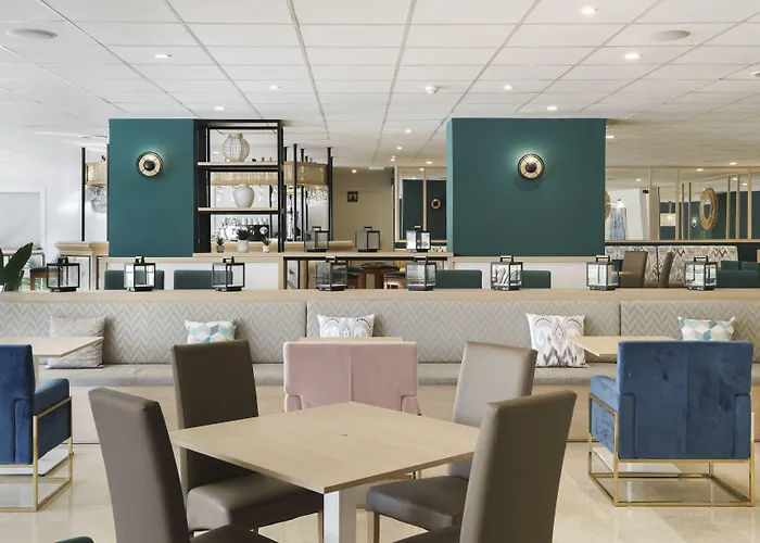 Hotel Costa Malaga - Adults Recommended - By Pierre & Torremolinos