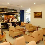 Costa Malaga - Adults Recommended - By Pierre & Отель
